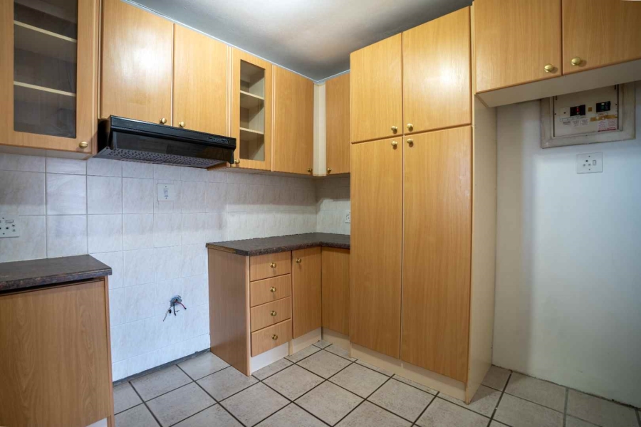 2 Bedroom Property for Sale in Buitenverwagting Western Cape